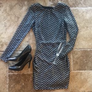 Arden B black and silver long sleeved dress- XS